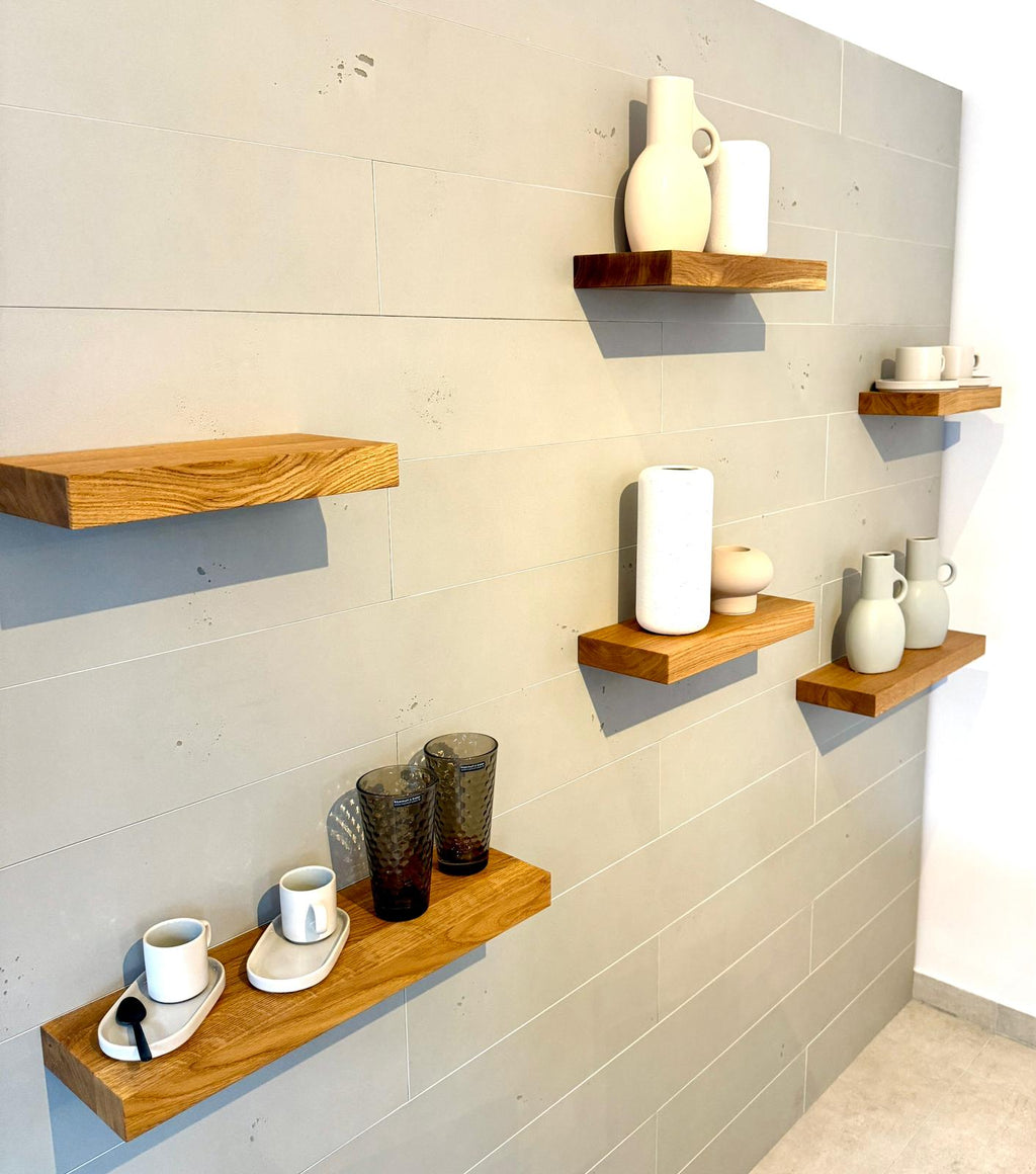 Schwebende Wandregale aus massiver Eiche - Unsichtbare Befestigung, einfache Montage