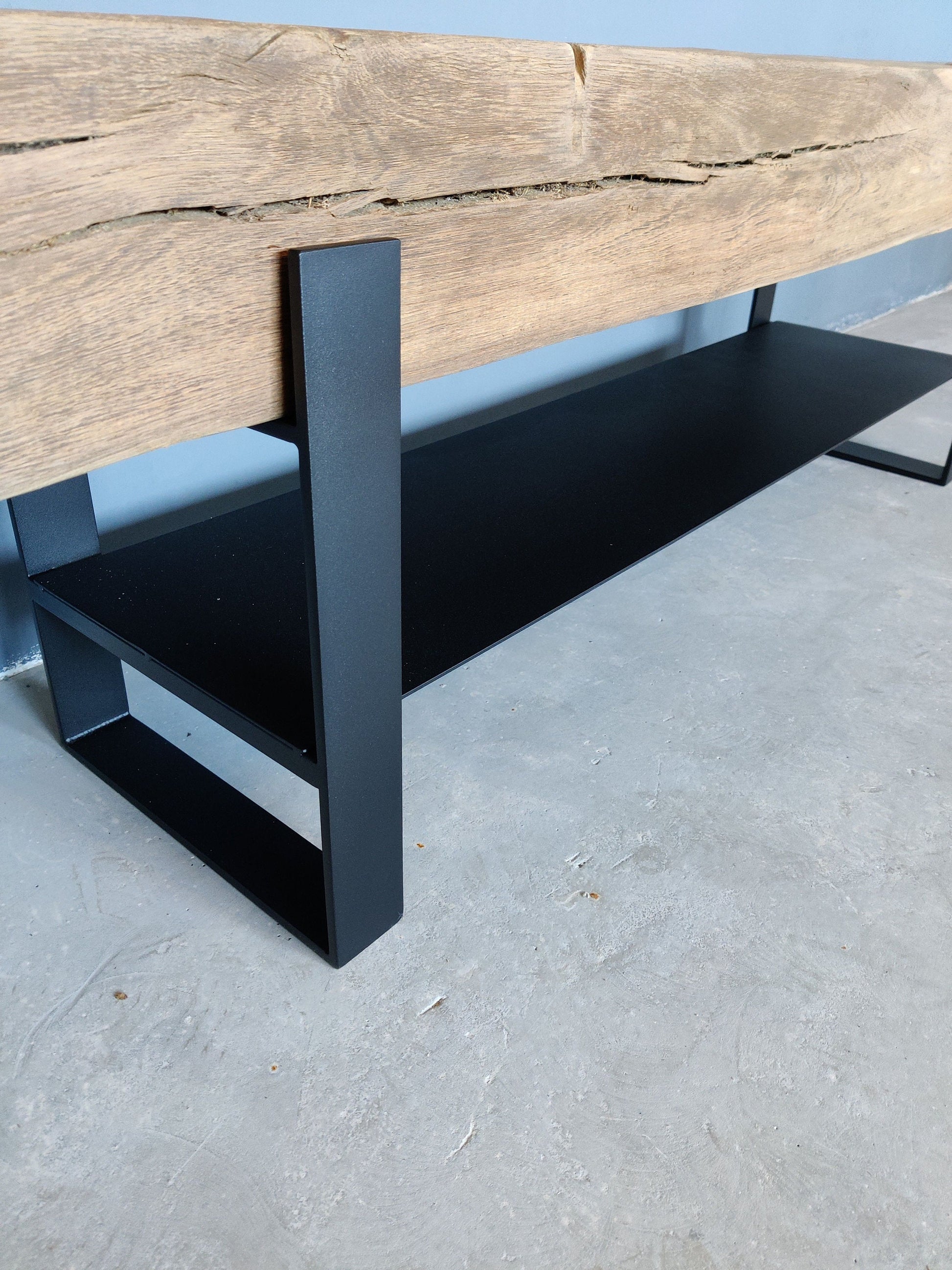 TV Lowboard Bank Sideboard Konsolentisch Couchtisch Eiche Eichenbalken Stahl Industriell Loft Echtholz