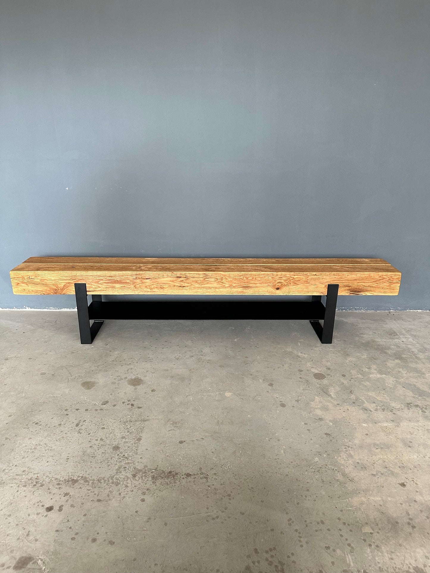 TV Lowboard Bank Sideboard Konsolentisch Couchtisch Eiche Eichenbalken Stahl Industriell Loft Echtholz