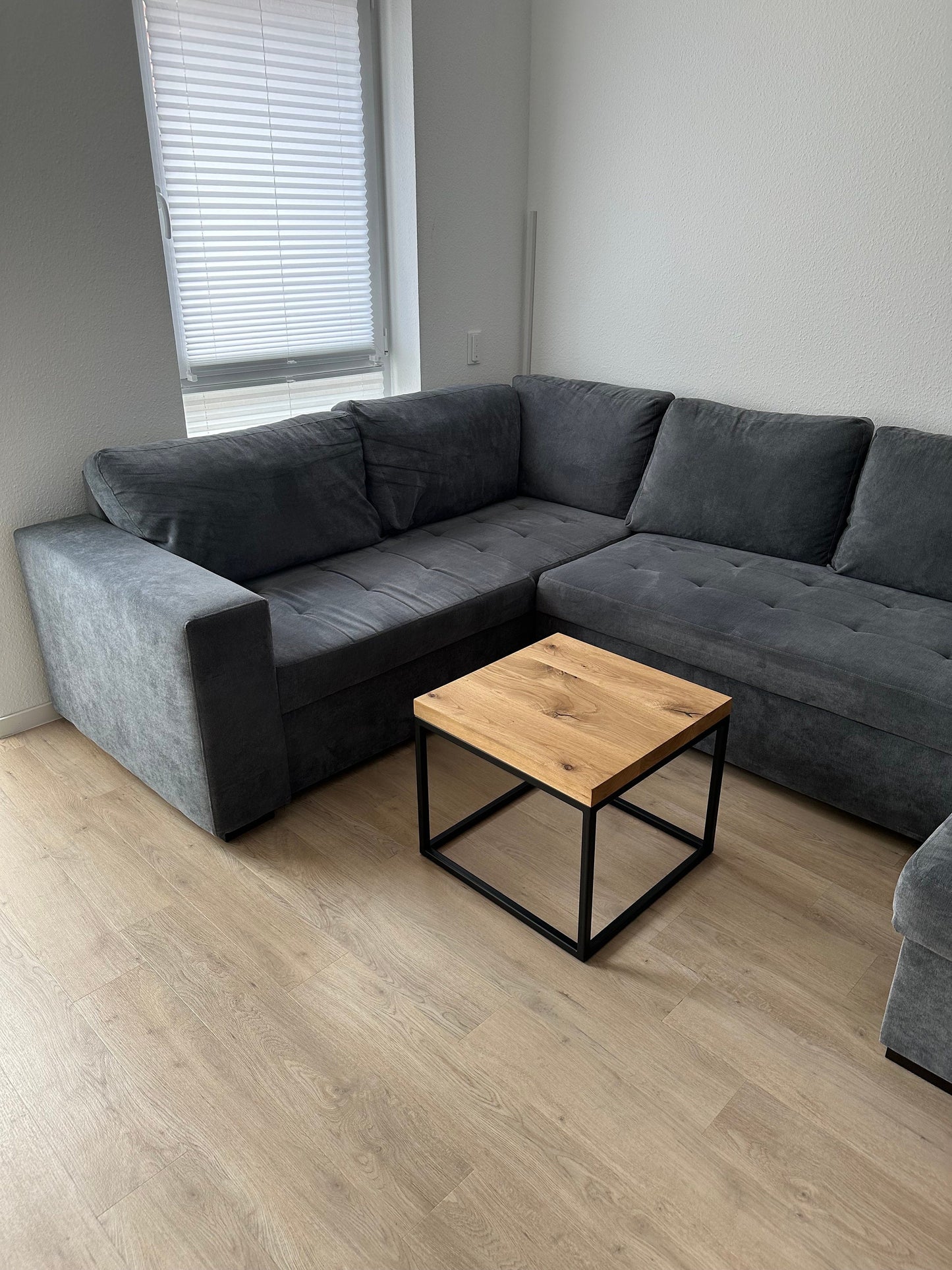 Couchtisch Cube Eichenholz Massivholz Stahl