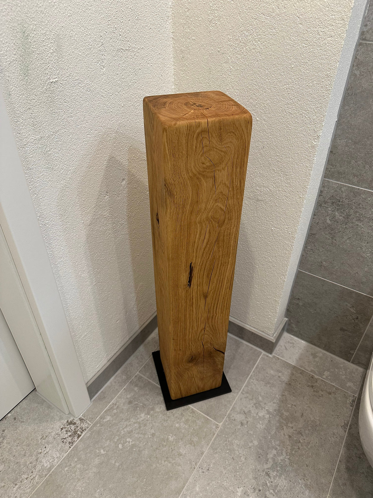 Eichenbalken Eichenstele Stele Deko Holzbalken Klopapierhalter Kerzens – Schräder Interior