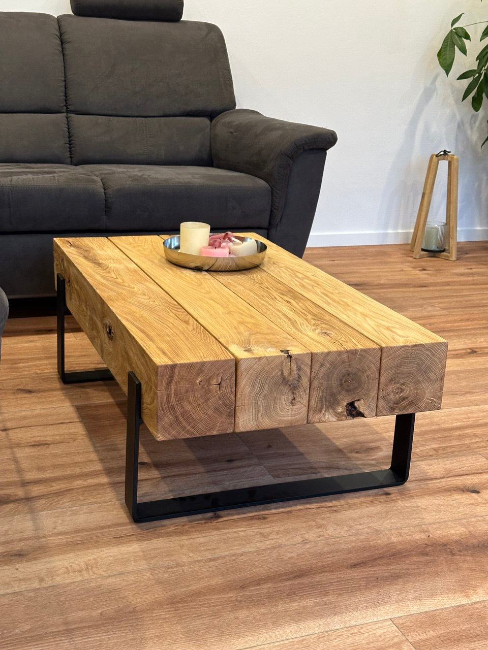 Couchtisch Beistelltisch Konsolentisch Eiche Eichenbalken Stahl